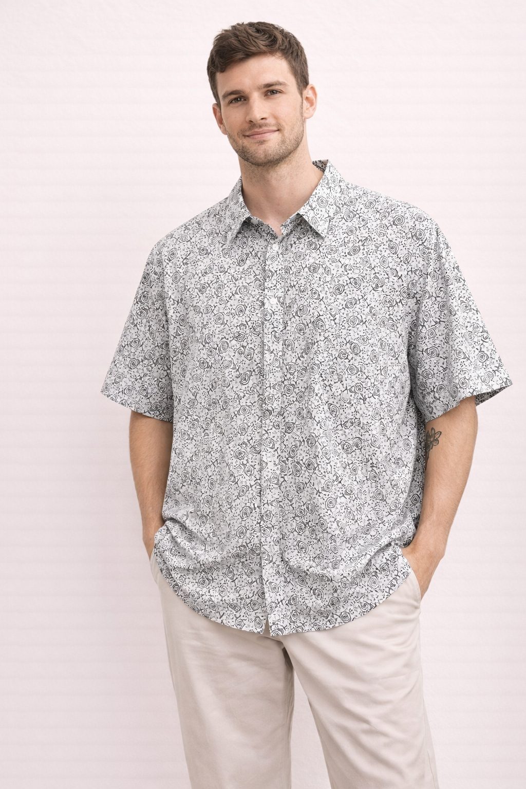  Men's printed casual short sleeve shirt
